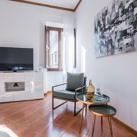 The Best Rent - Four-Room Apartment A Few Steps From The Trevi Fountain Eksteriør billede